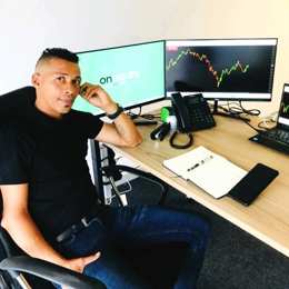英伟达(NVDA.US)目标价提升至200美元！高盛看好业绩超预期，三大关键点待解